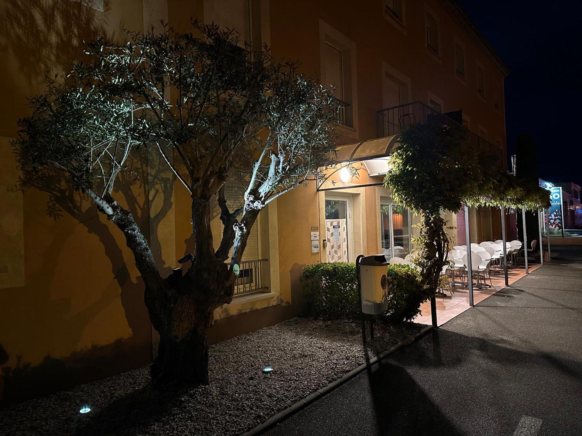 Hotel De L'Orb Bédarieux Exterior foto