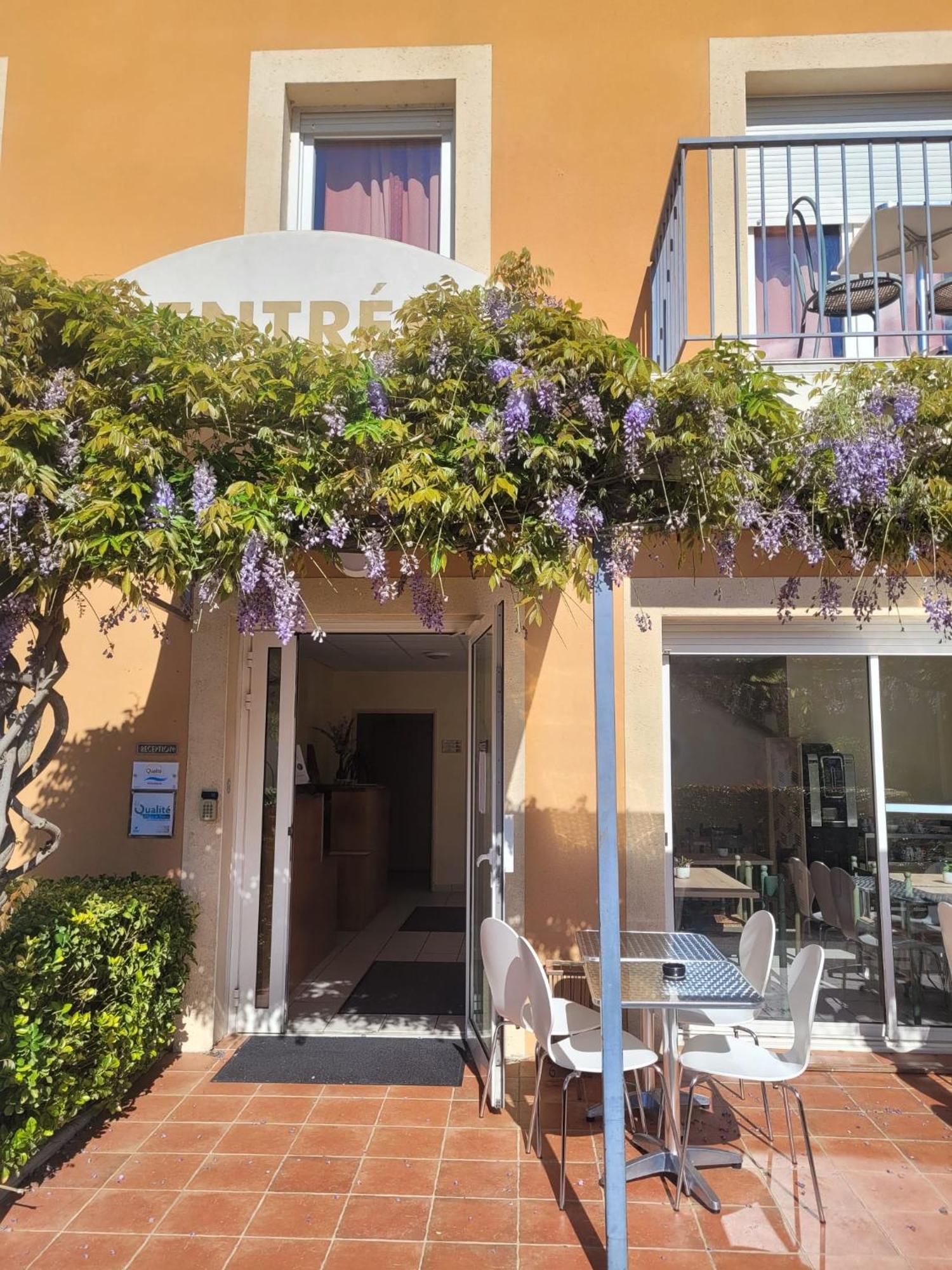 Hotel De L'Orb Bédarieux Exterior foto